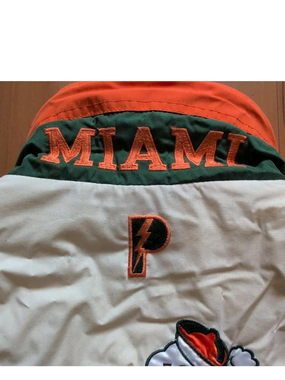 Pro Player left embroidered front
